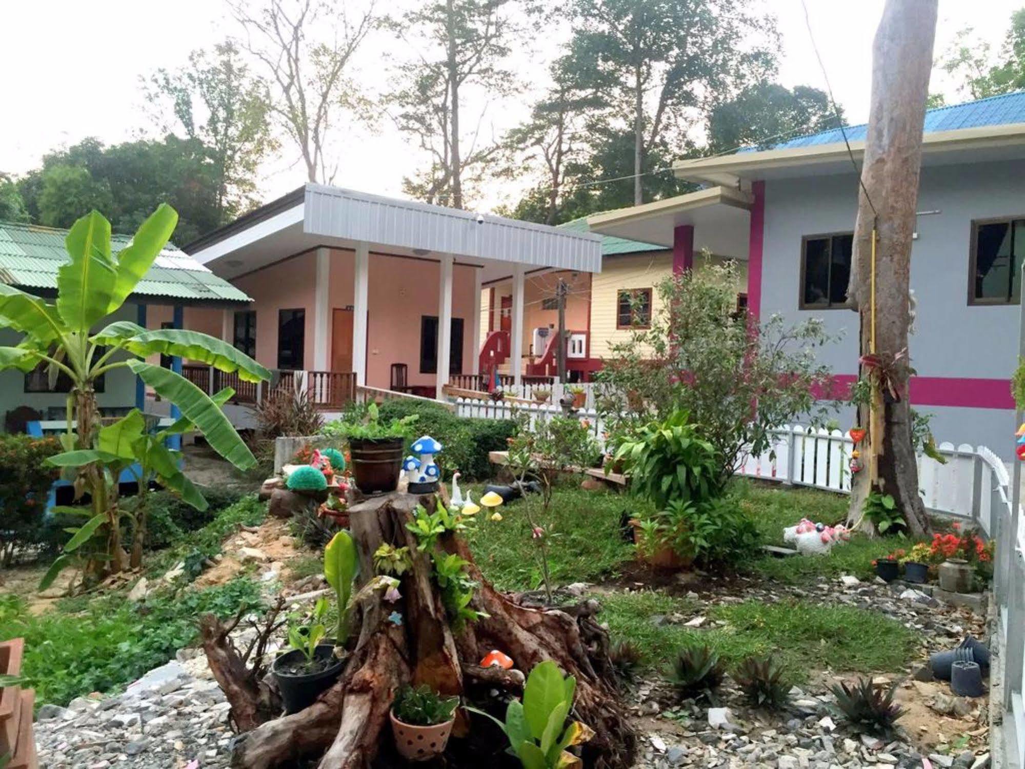 Sea Breeze Resort Koh Samet Exterior foto
